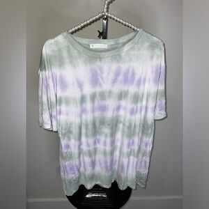 Boutique super soft tie dye t-shirt - warm weather ready! Size large/never worn